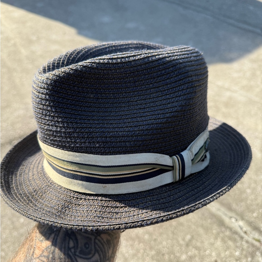 Vintage 1922 Bailey of Hollywood Gray braided Fedora with Striped Band